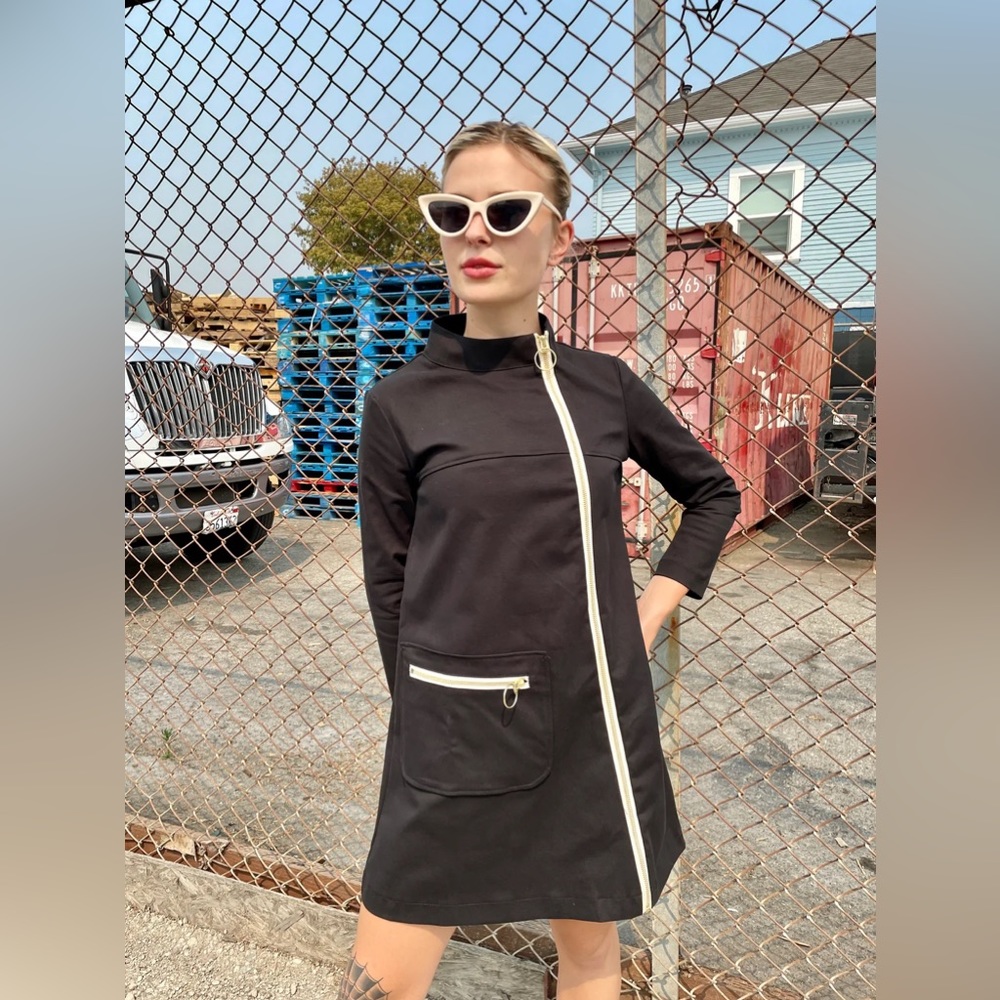Nooworks Art Teacher Tunic